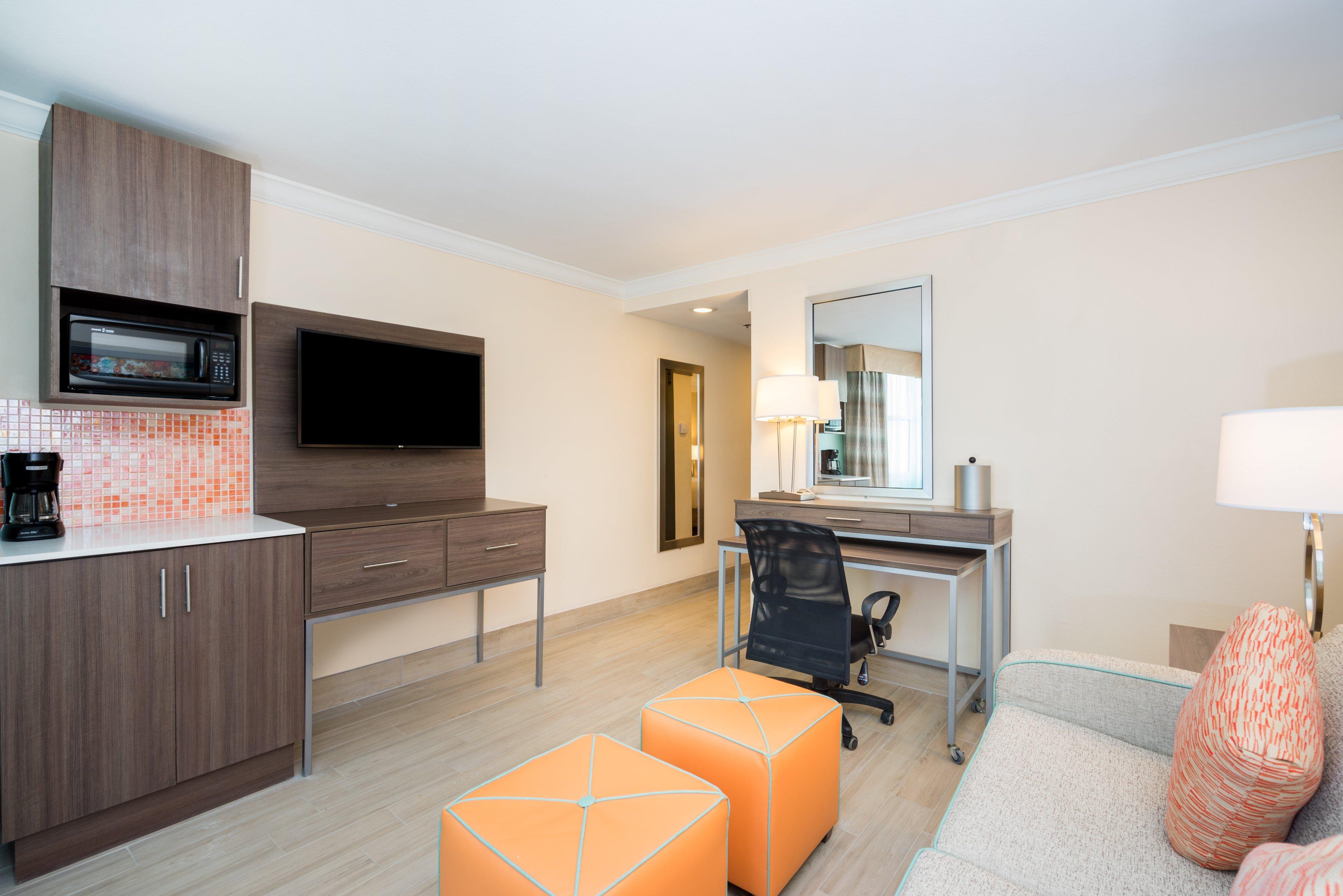 Holiday Inn Express & Suites Nassau By Ihg Екстериор снимка