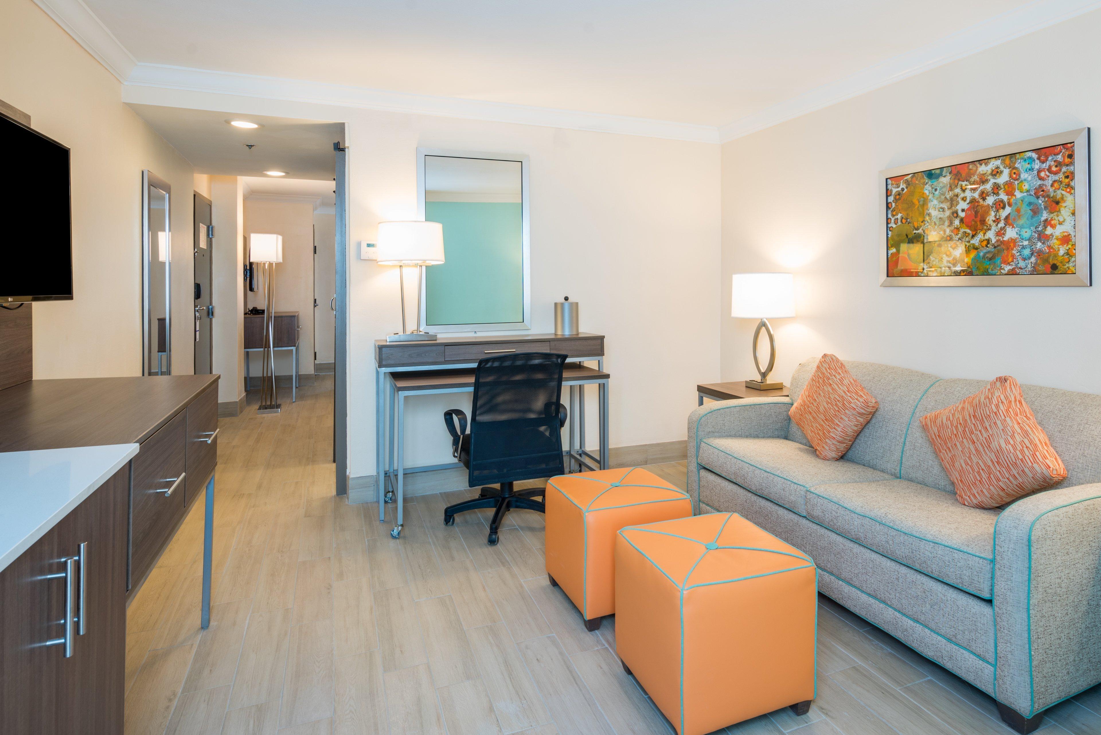 Holiday Inn Express & Suites Nassau By Ihg Екстериор снимка