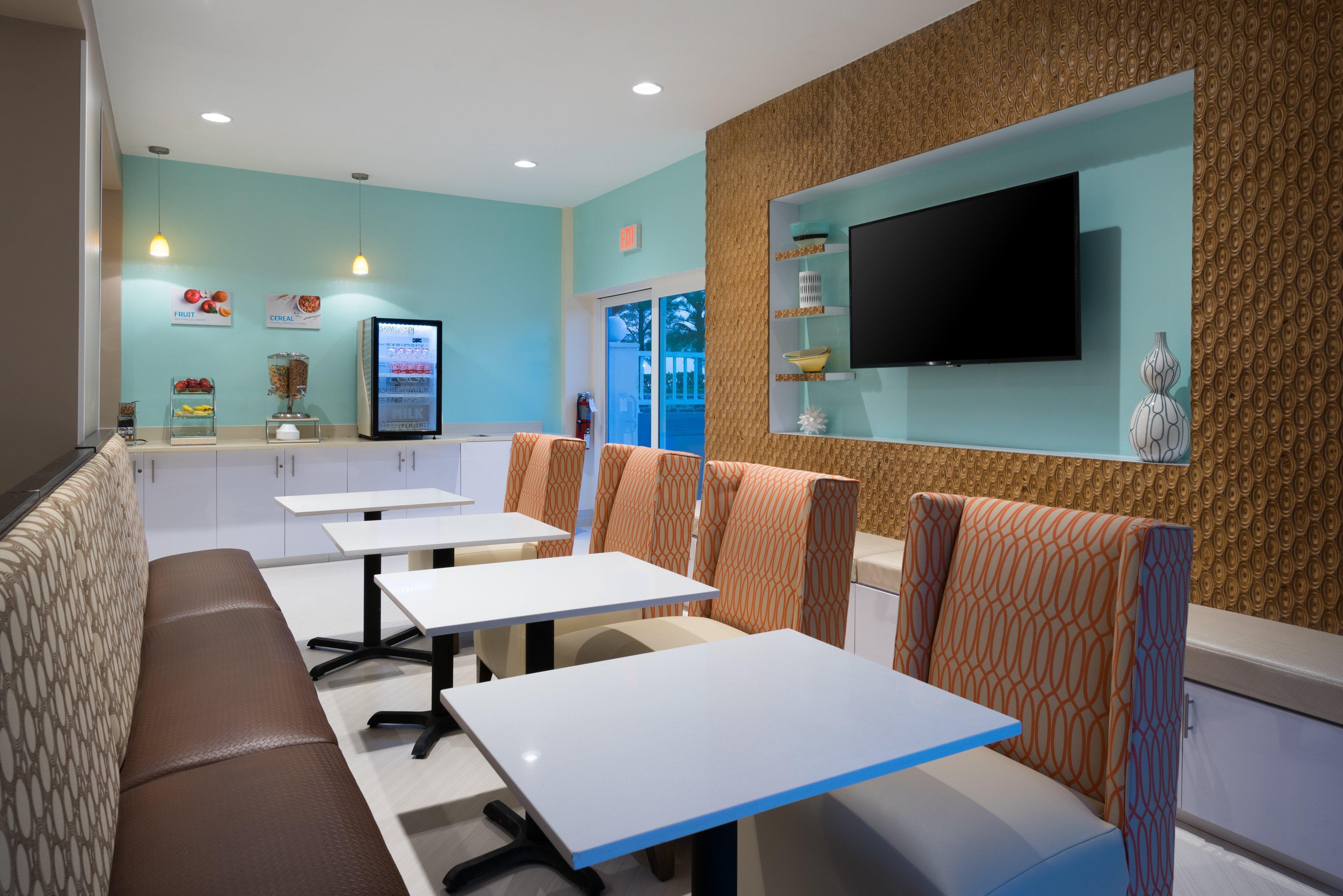 Holiday Inn Express & Suites Nassau By Ihg Екстериор снимка