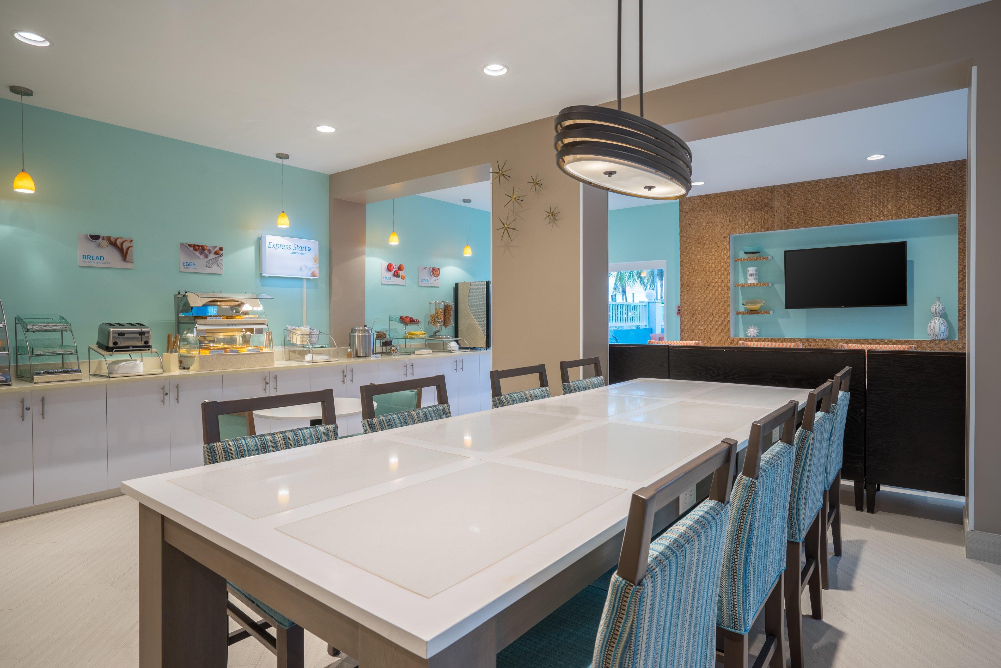 Holiday Inn Express & Suites Nassau By Ihg Екстериор снимка