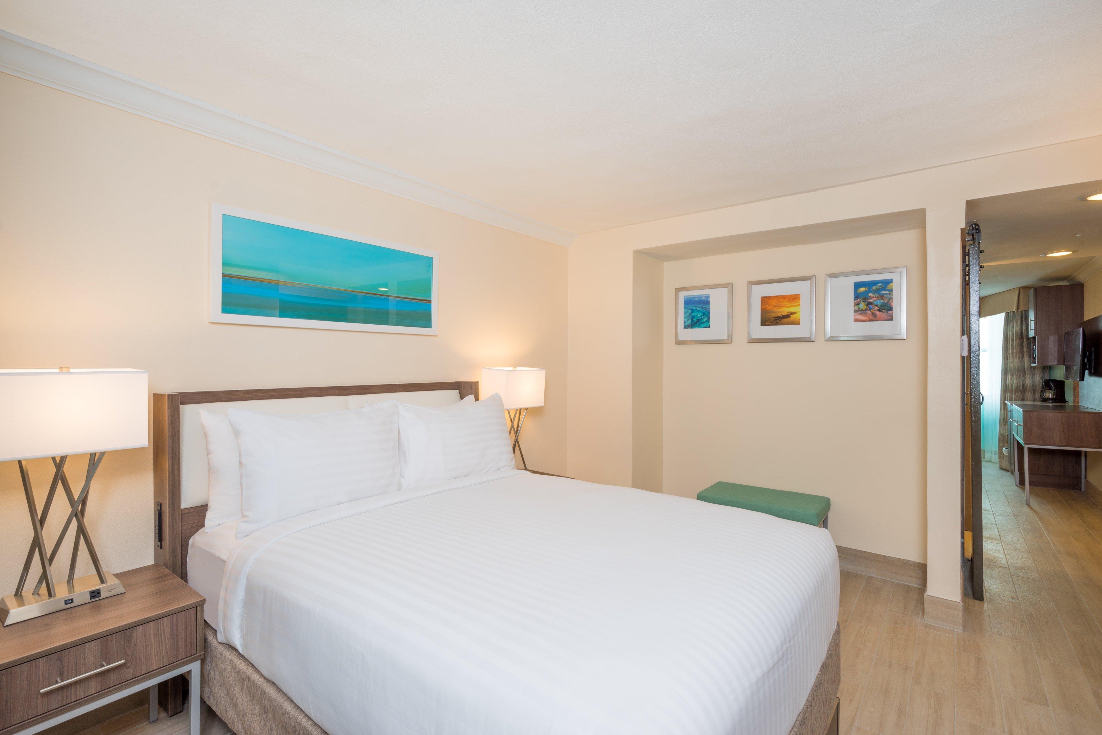 Holiday Inn Express & Suites Nassau By Ihg Екстериор снимка